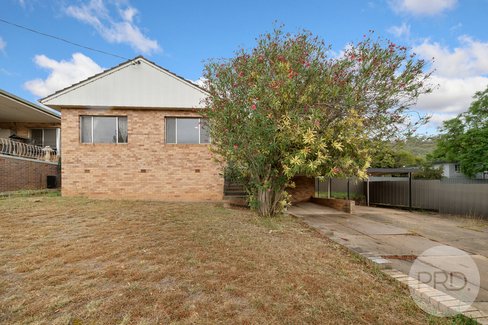 160 Lake Albert Road, KOORINGAL NSW 2650