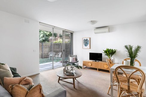 1 60 O'shanassy Street North Melbourne 3051