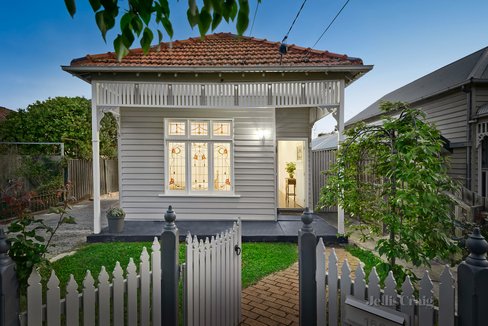 160 Raleigh Street Thornbury 3071