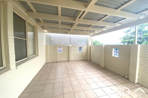 1/60a Henry Lawson Drive, PEAKHURST NSW 2210