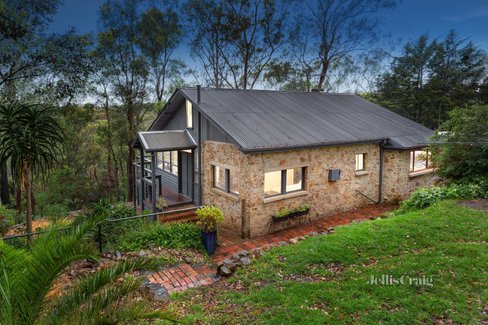 161 Brackenbury Street Warrandyte 3113