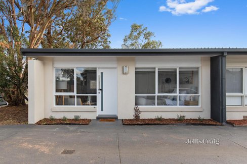 1 61 Catherine Avenue Chelsea 3196