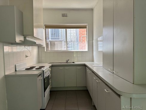 16/18 Lennon Street Parkville 3052