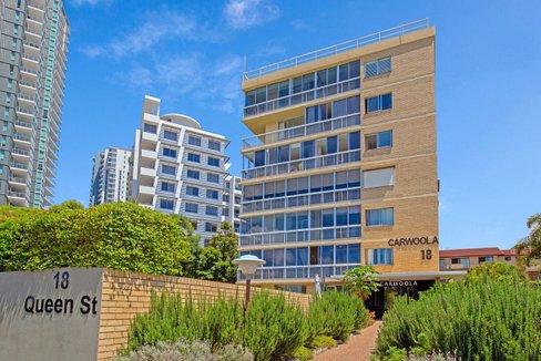 16/18 Queen Street, SOUTHPORT QLD 4215