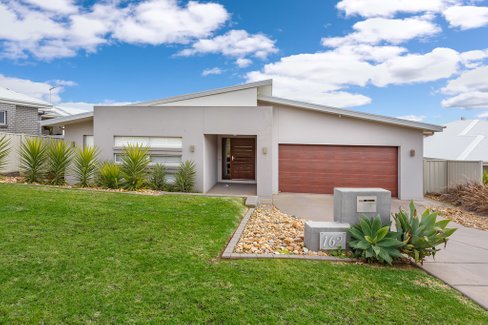 162 Brooklyn Drive, BOURKELANDS NSW 2650