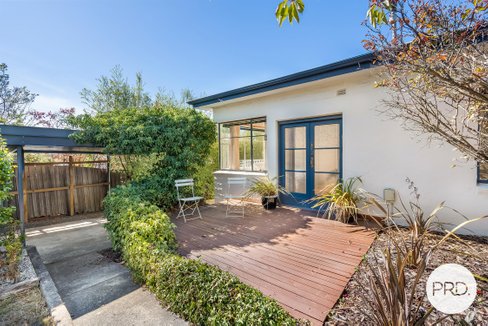 162 Roslyn Avenue, BLACKMANS BAY TAS 7052