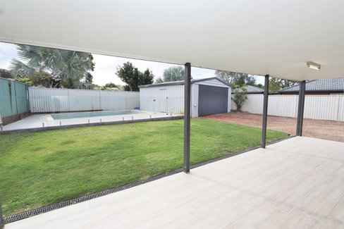 163 Benowa Road, ASHMORE QLD 4214