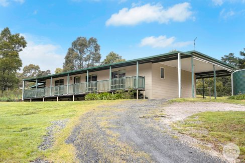 163 Moss Avenue, MOUNT HELEN VIC 3350