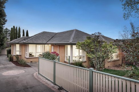 1 63 Orient Avenue Mitcham 3132