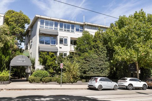 16 386 Toorak Road South Yarra 3141