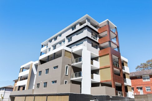 16/4 St Georges Parade, HURSTVILLE NSW 2220