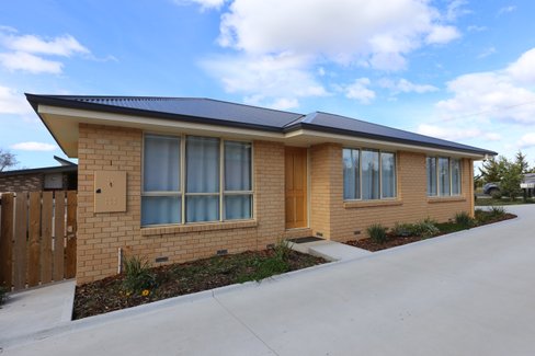 1/64a William Street, BRIGHTON TAS 7030