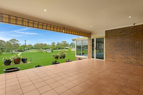 166 Tallebudgera Connection Road, Tallebudgera QLD 4228