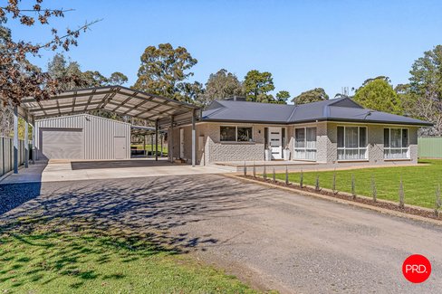 167 Crusoe Road, KANGAROO FLAT VIC 3555