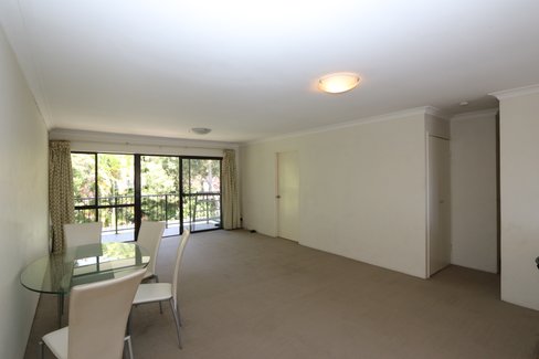16/86 Lawrence Drive, NERANG QLD 4211