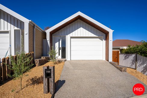 16A Hammer Street, FLORA HILL VIC 3550