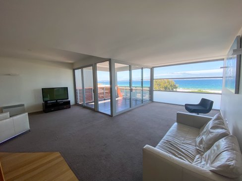 16A Ocean Esplanade, BLACKMANS BAY TAS 7052