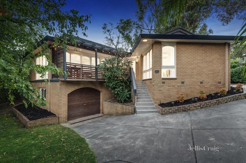 16A Rangeview Road Donvale 3111
