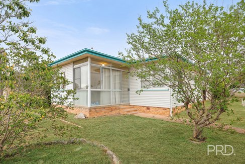 16B Churchill Street, TAMWORTH NSW 2340