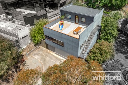 16B Watersedge Terrace, Highton