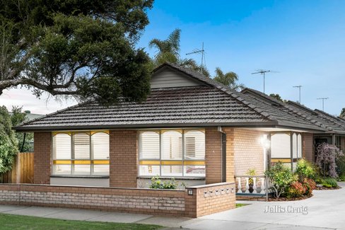 1 7-9 Park Crescent Williamstown North 3016