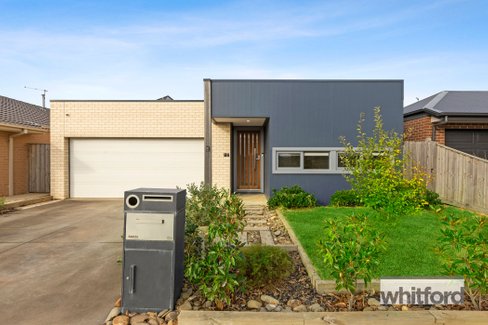 17 Amber Avenue, Charlemont