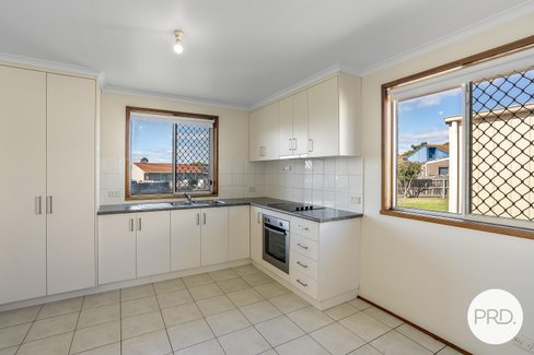 17 Arden Drive, ROKEBY TAS 7019