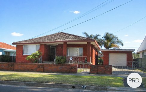 17 Bradshaw Avenue, MOOREBANK NSW 2170