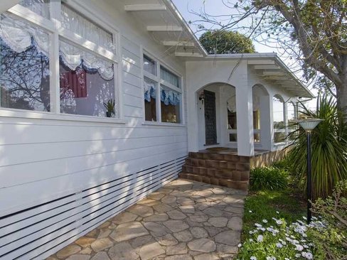 17 Brocka Avenue Belmont 3216
