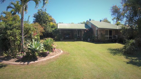 17 Bundesen Avenue, MIDGE POINT QLD 4799