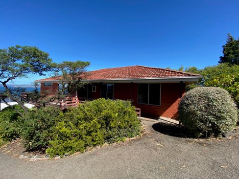 17 Coolamon Road, TAROONA TAS 7053