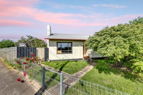 17 Cox Road Norlane 3214