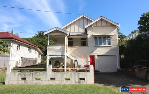 17 Gardner Street, NUNDAH QLD 4012