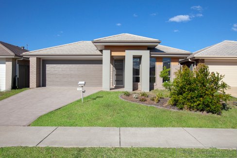 17 Hayworth Street, RUTHERFORD NSW 2320