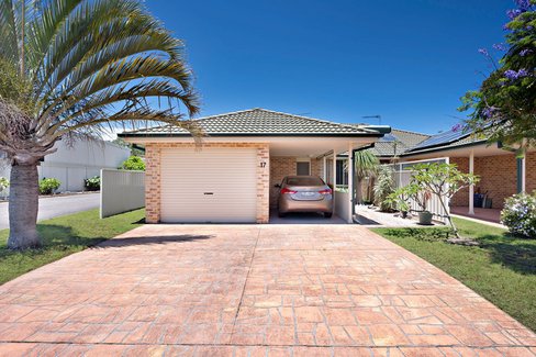 17 Mariner Crescent, SALAMANDER BAY