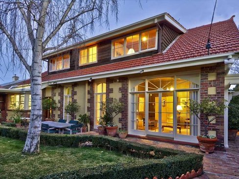 17 Mercer Parade Newtown 3220