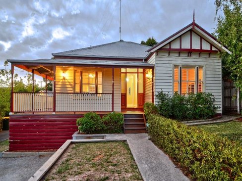 17 North Valley Road Highton 3216
