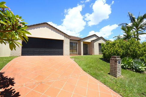 17 Rosegum Drive, MOLENDINAR QLD 4214