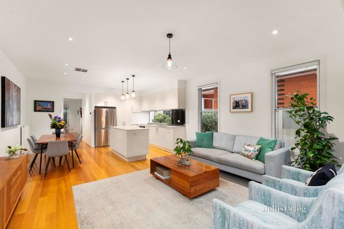 17 Russell Place Williamstown 3016