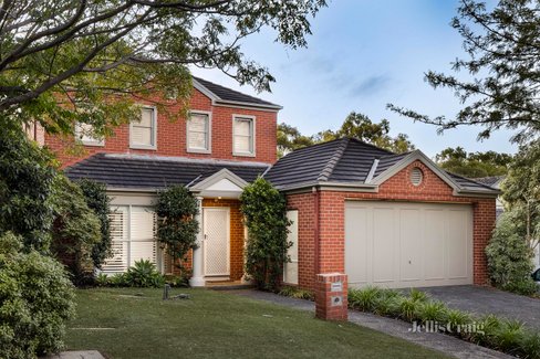 17 Stevens Close Kew 3101