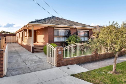 17 Suvla Grove Coburg North 3058