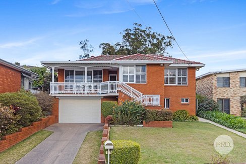17 Taffs Avenue, LUGARNO NSW 2210