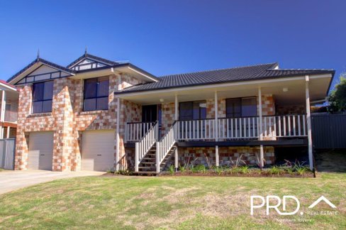 17 Toongahra Circuit, GOONELLABAH NSW 2480