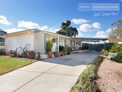 17 Uranquintry Street, URANQUINTY NSW 2652