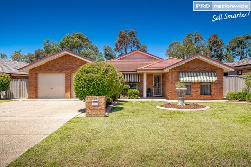 17 Wellington Avenue, TATTON NSW 2650