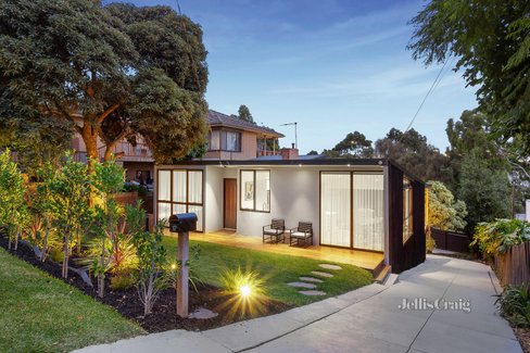 17 Wheeler Street Pascoe Vale South 3044