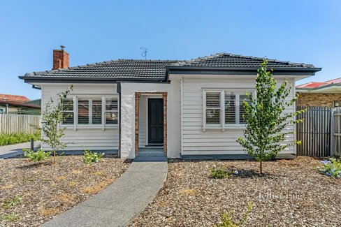 1 7 Wimmera Avenue Reservoir 3073