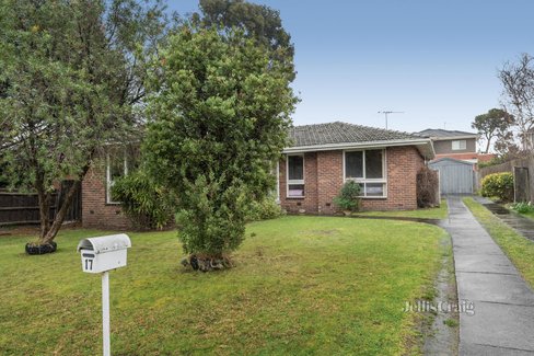 17 Winmalee Drive Glen Waverley 3150