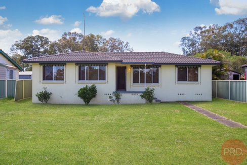 17 Woolley Close, THORNTON NSW 2322