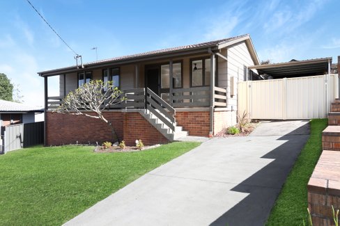 17 Wybalena Avenue, KOONAWARRA NSW 2530